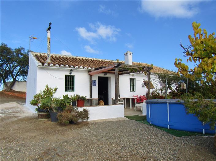 Image No.2-3 Bed Country House for sale