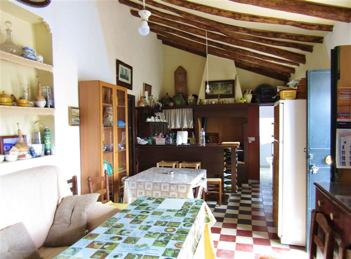 Image No.8-3 Bed Country House for sale