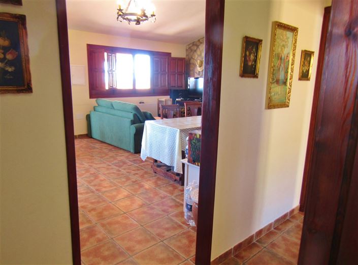 Image No.17-3 Bed Country House for sale