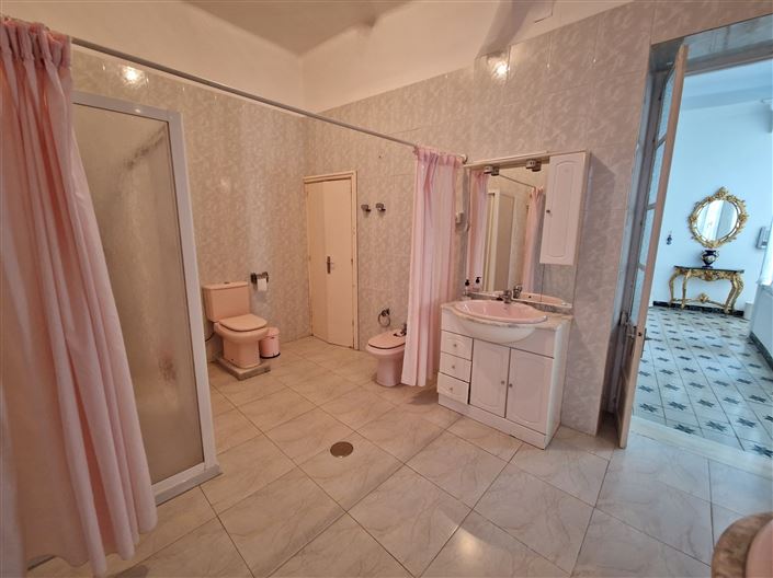 Image No.21-Maison de ville de 12 chambres à vendre à Vélez-Málaga