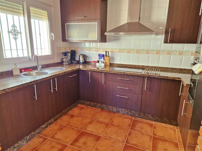 Image No.11-3 Bed Country House for sale