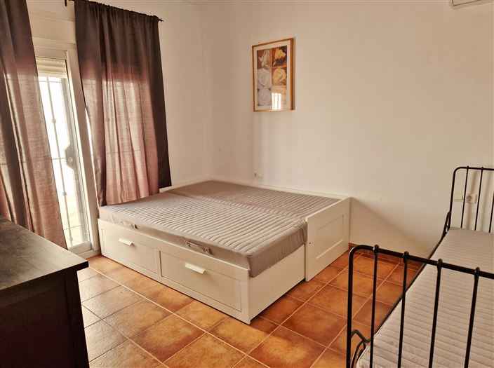 Image No.28-3 Bed Country House for sale