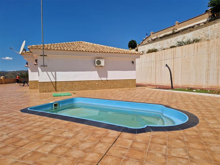 Image No.33-3 Bed Country House for sale