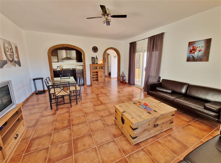 Image No.7-3 Bed Country House for sale