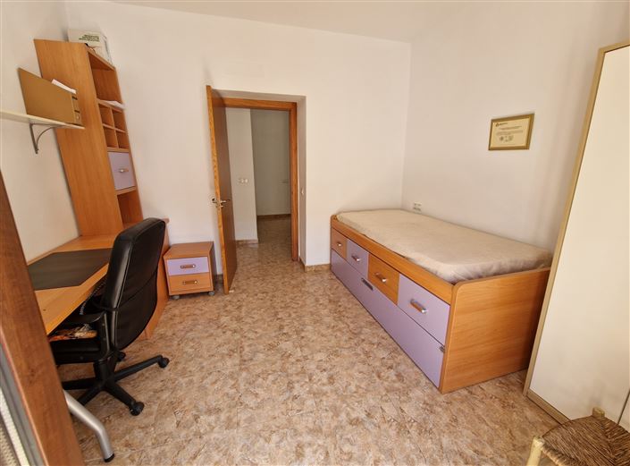 Image No.15-5 Bed Village House for sale