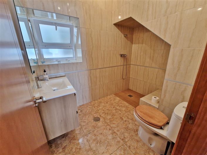 Image No.9-5 Bed Village House for sale