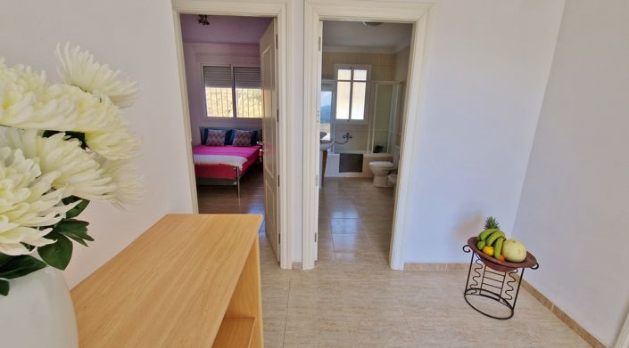 Image No.10-4 Bed Country House for sale