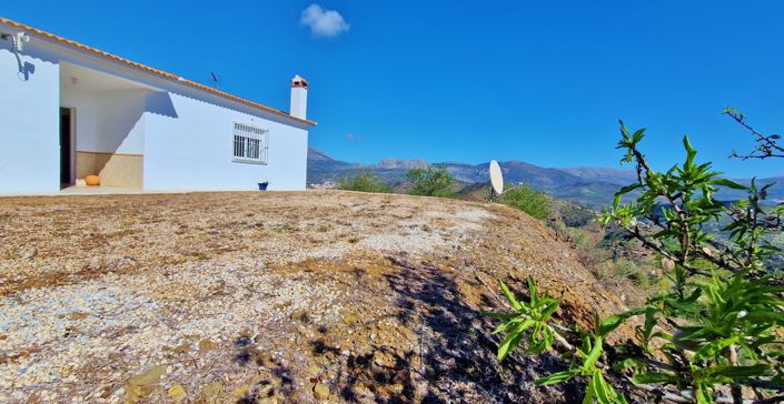 Image No.8-4 Bed Country House for sale