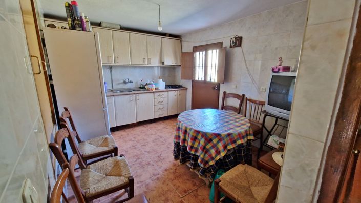 Image No.8-5 Bed Apartment for sale