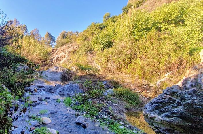 Image No.5-2 Bed Country House for sale