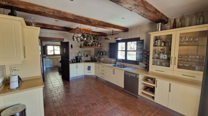 Image No.20-5 Bed Country House for sale