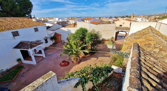 Image No.10-8 Bed Country House for sale