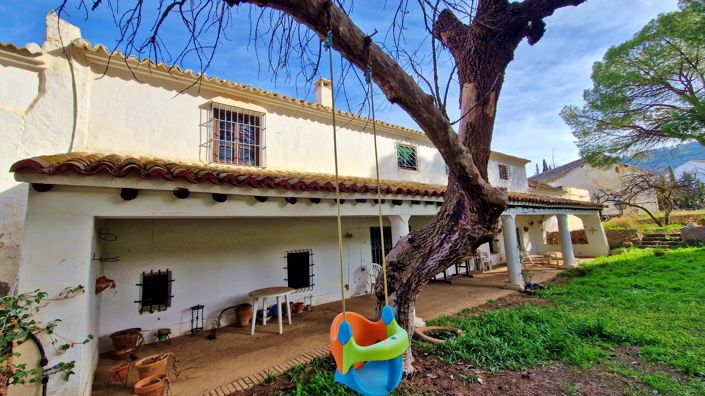 Image No.18-8 Bed Country House for sale