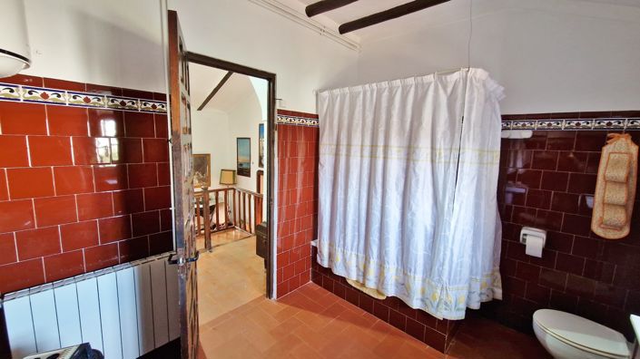 Image No.37-8 Bed Country House for sale