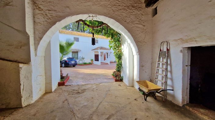 Image No.8-8 Bed Country House for sale