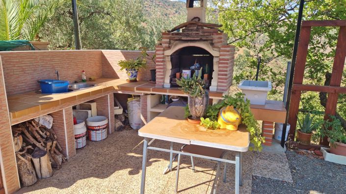 Image No.14-4 Bed Country House for sale