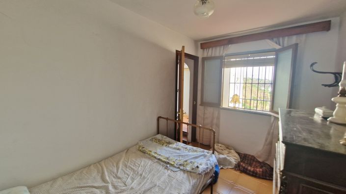 Image No.20-2 Bed Country House for sale