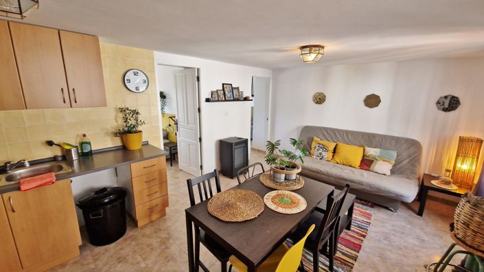 Image No.19-4 Bed Townhouse for sale