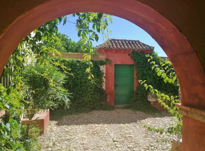 Image No.1-4 Bed Country House for sale