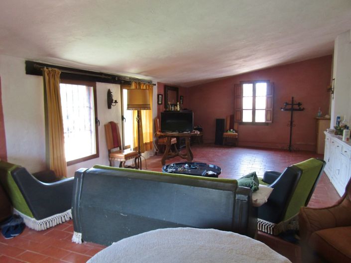 Image No.24-4 Bed Country House for sale