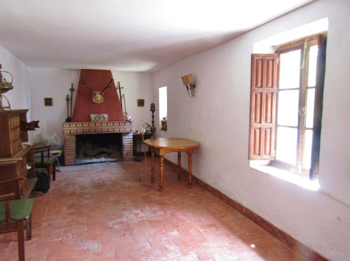 Image No.30-4 Bed Country House for sale