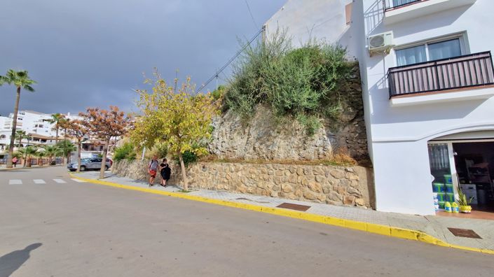 Image No.8-Land for sale