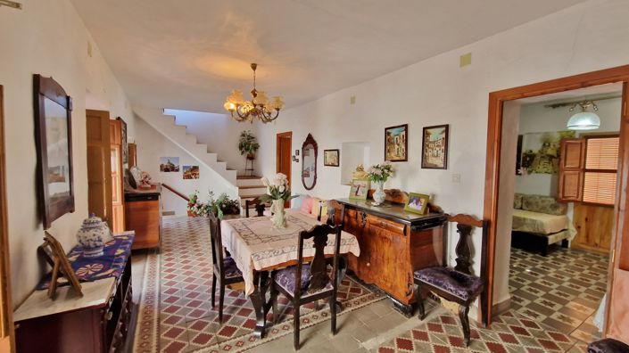 Image No.18-5 Bed Village House for sale