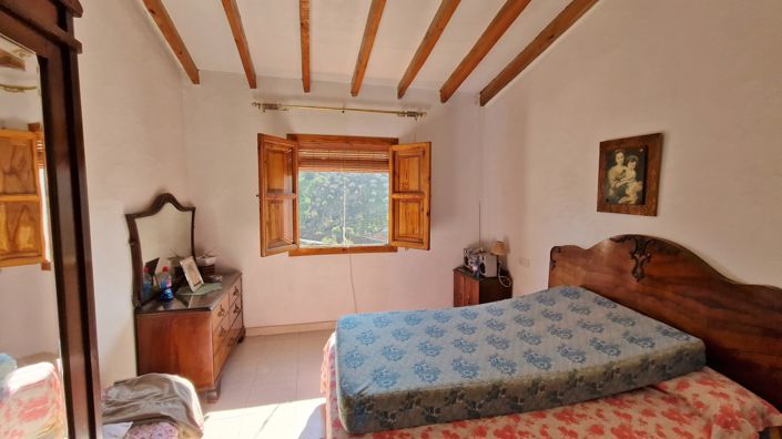 Image No.26-5 Bed Village House for sale