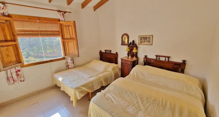 Image No.28-5 Bed Village House for sale