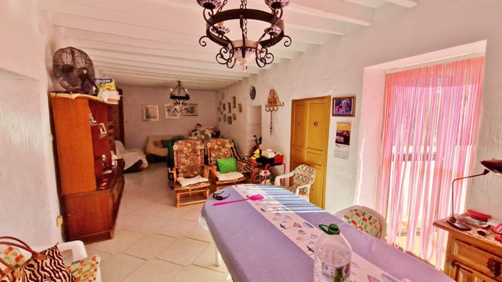 Image No.6-5 Bed Village House for sale