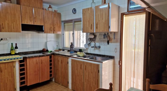 Image No.18-3 Bed Village House for sale