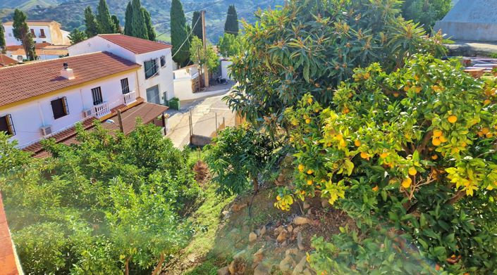 Image No.5-3 Bed Village House for sale