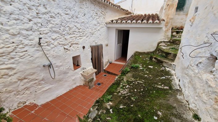 Image No.13-3 Bed Apartment for sale