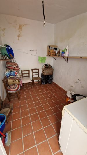 Image No.14-3 Bed Apartment for sale