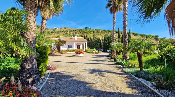 Image No.1-3 Bed Country House for sale
