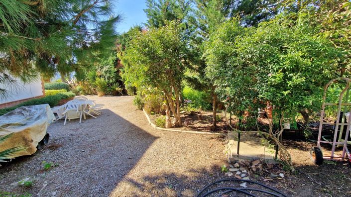 Image No.21-3 Bed Country House for sale