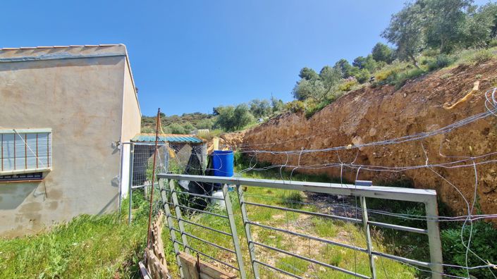 Image No.17-2 Bed Country House for sale