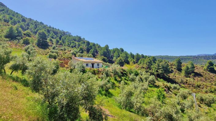 Image No.25-2 Bed Country House for sale