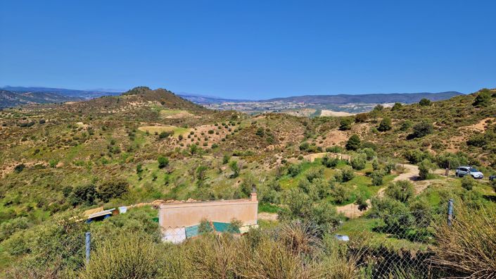 Image No.3-2 Bed Country House for sale