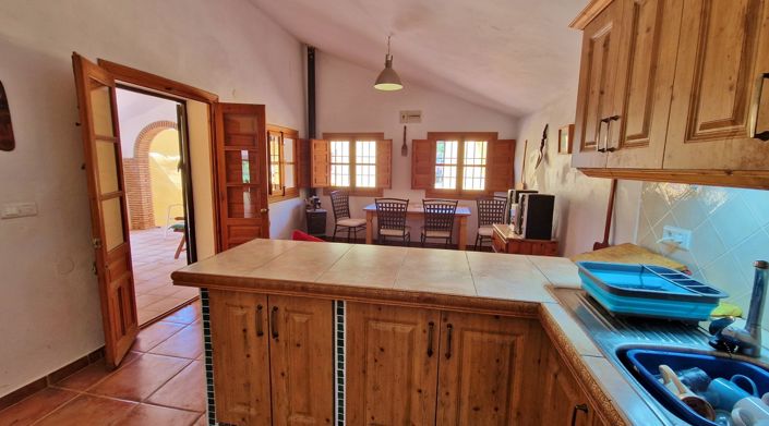 Image No.20-3 Bed Country House for sale