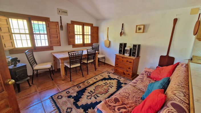 Image No.22-3 Bed Country House for sale