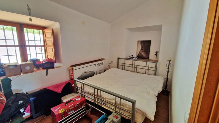 Image No.38-3 Bed Country House for sale