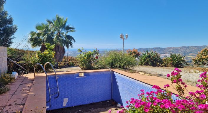 Image No.4-4 Bed Country House for sale