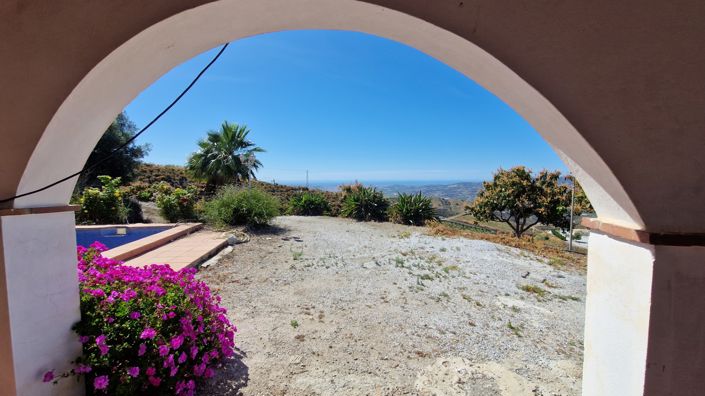 Image No.9-4 Bed Country House for sale