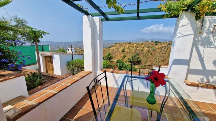 Image No.13-4 Bed Country House for sale