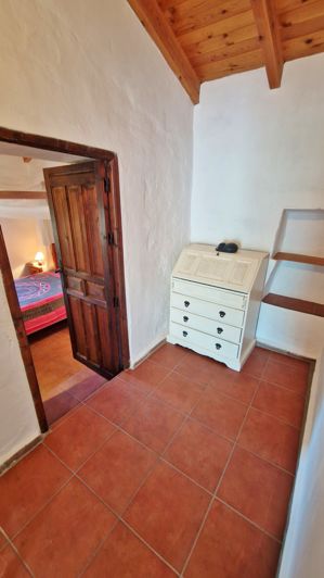 Image No.23-4 Bed Country House for sale