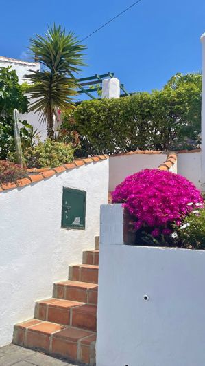 Image No.43-4 Bed Country House for sale