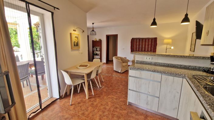 Image No.21-2 Bed Country House for sale