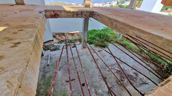 Image No.13-3 Bed Land for sale