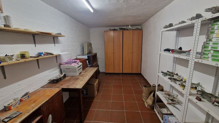 Image No.36-4 Bed Country House for sale